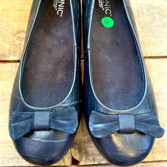 Black Vionic wedges size 9 - Picture 1 of 4